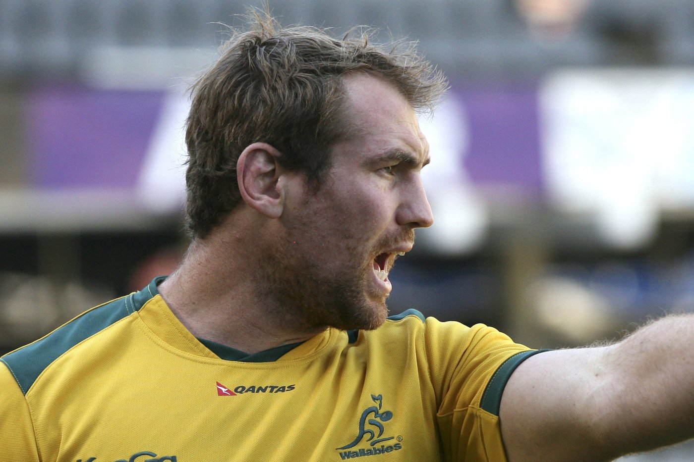 French court issues international arrest warrant to ex-Australia rugby star Rocky Elsom | iNFOnews.ca