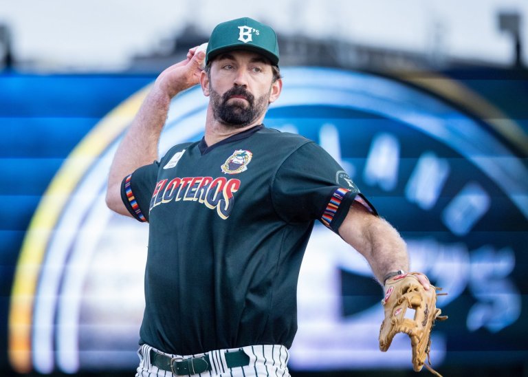 English cricket standout Liam Plunkett is giving baseball a try with Oakland's minor league team | iNFOnews.ca