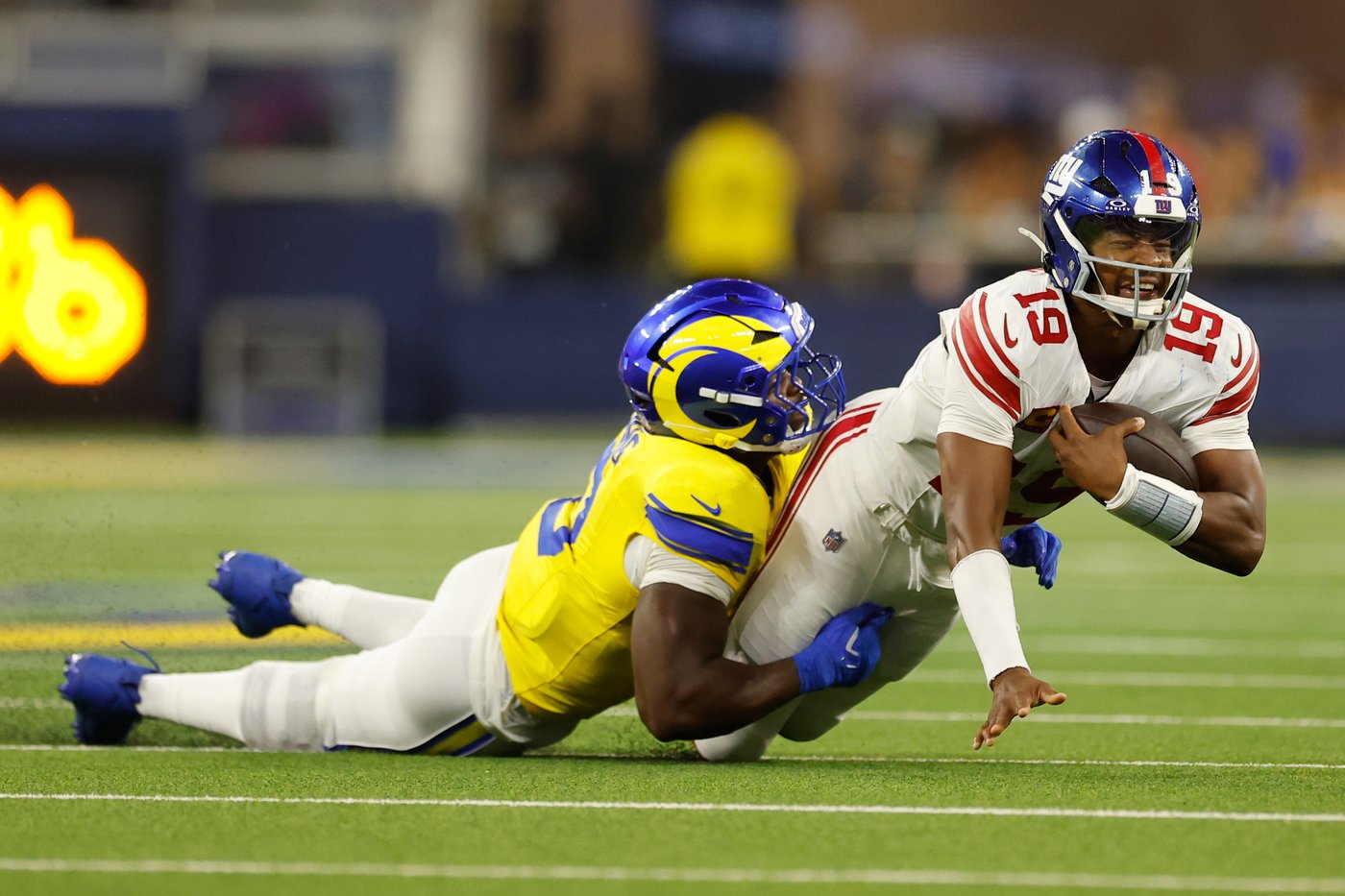 Davante Adams, Matthew Stafford lead Rams past Giants 28-6 after Jaxson Dart's injury | iNFOnews.ca Davante Adams, Matthew Stafford lead Rams past Giants 28-6 after Jaxson Dart's injury | iNFOnews.ca