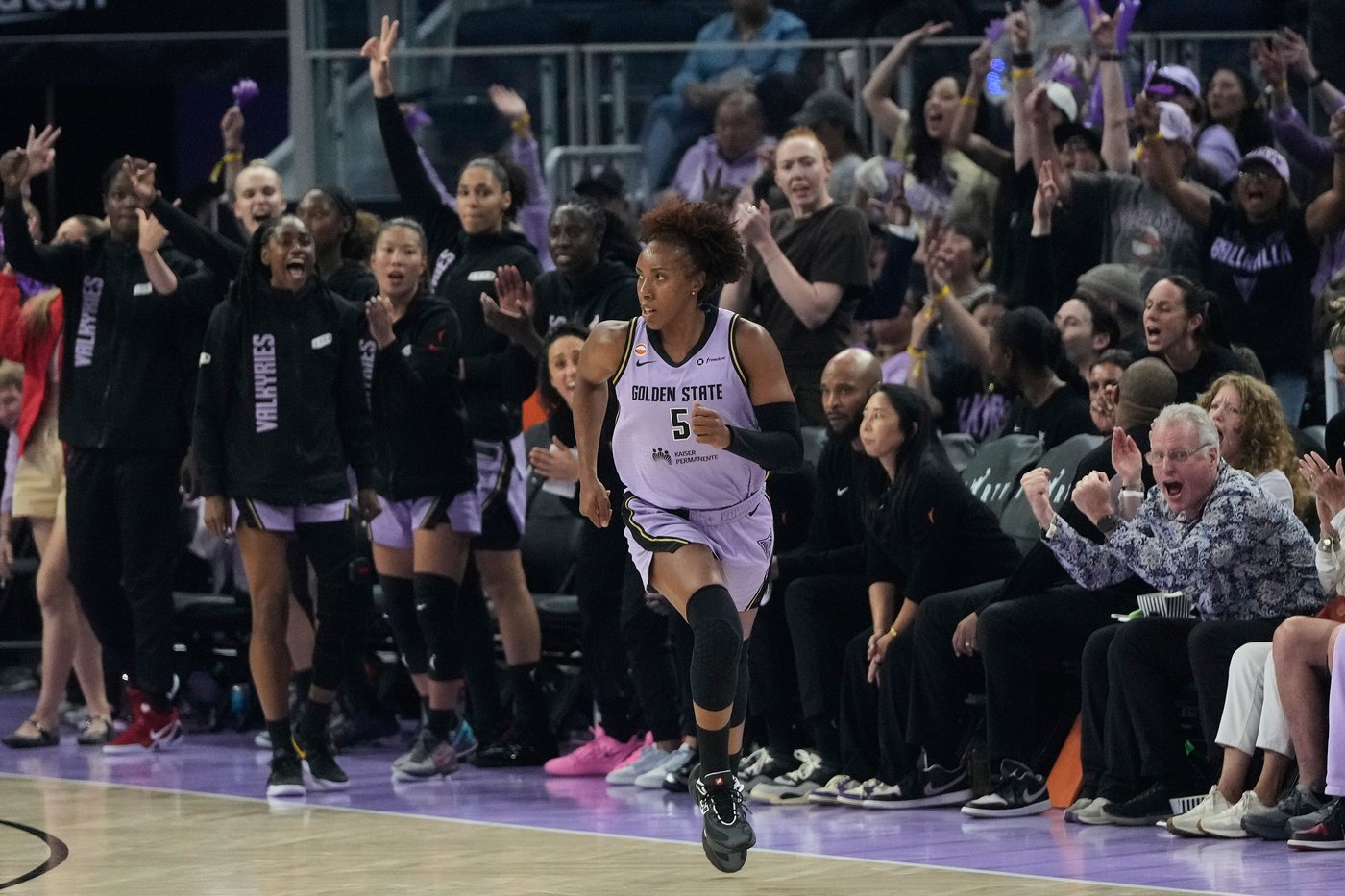 Olivia Miles has 20 points, 7 assists before ankle injury as WNBA-best Lynx beat Valkyries 77-66 | iNFOnews.ca