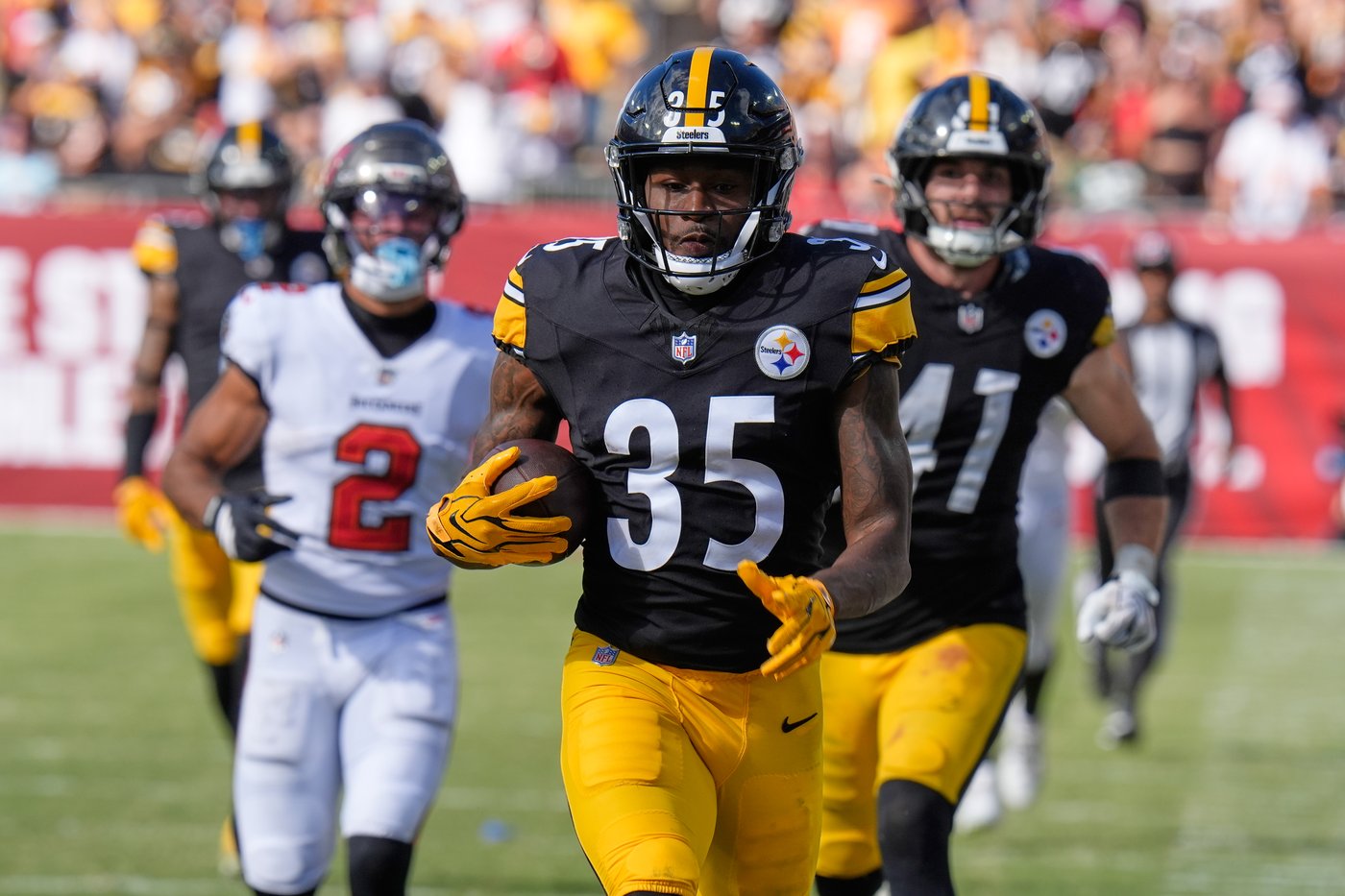 Steelers' belief in their massive rookie class is paying early dividends | iNFOnews.ca