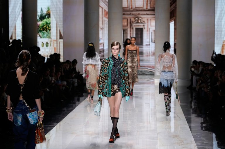 Jennifer Lopez brings diva wattage as Dolce & Gabbana refreshes its Sicilian inheritance | iNFOnews.ca