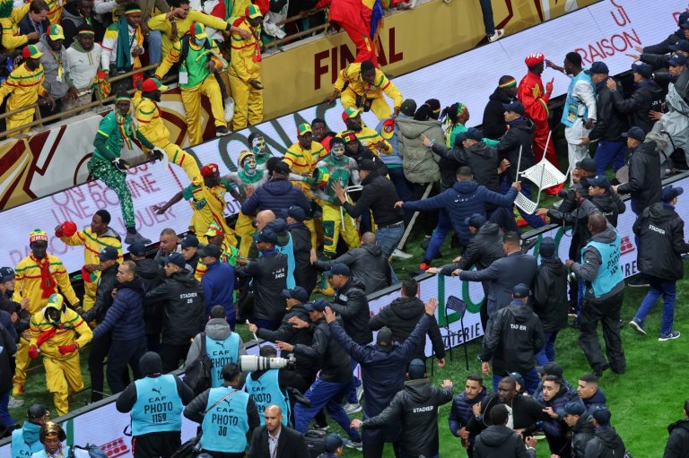Moroccan court sentences 19 soccer fans to prison over hooliganism at chaotic Africa Cup final | iNFOnews.ca