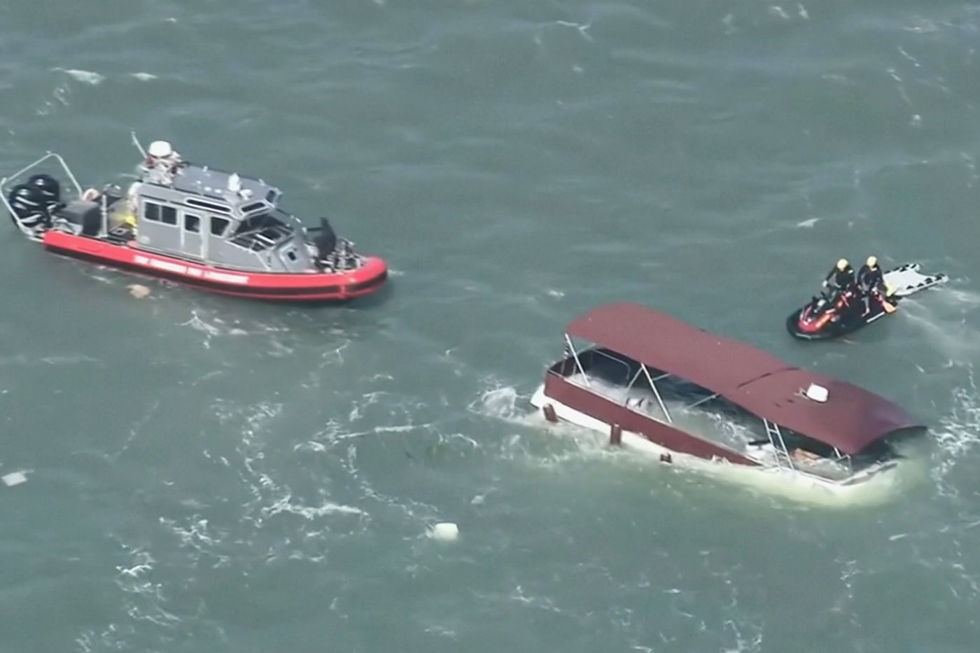 A body is recovered after San Francisco boat tragedy but 2 remain missing | iNFOnews.ca