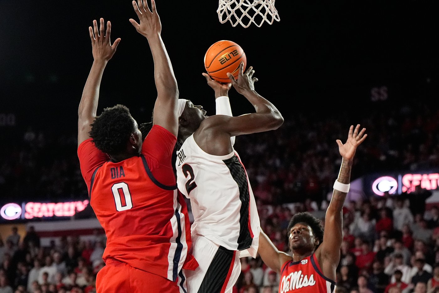 Pinkins sinks follow-up shot with 1 second left in OT to lift Ole Miss past No. 21 Georgia, 97-95 | iNFOnews.ca