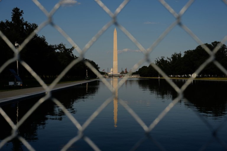 Former Olympian pleads not guilty in Reflecting Pool damage case after Trump alleged vandalism | iNFOnews.ca