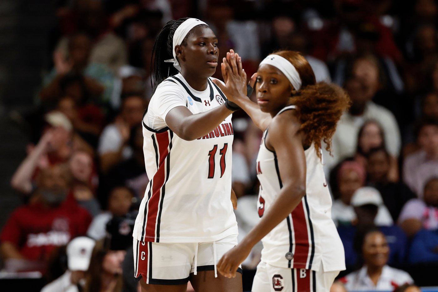 Edwards, Okot power top-seed South Carolina into Sweet 16 with 101-61 victory over USC | iNFOnews.ca