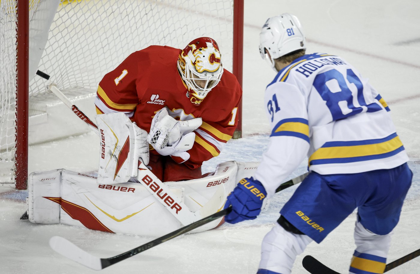 Rookie Gridin's shootout goal gives Calgary Flames 2-1 win over St. Louis Blues | iNFOnews.ca