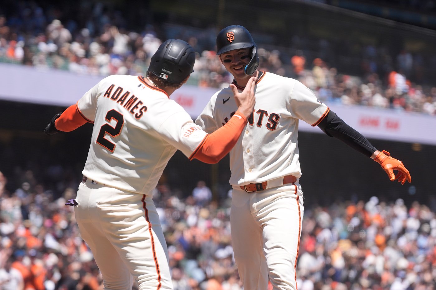 Arraez and Susac help the Giants rout the Brewers 16-3 | iNFOnews.ca