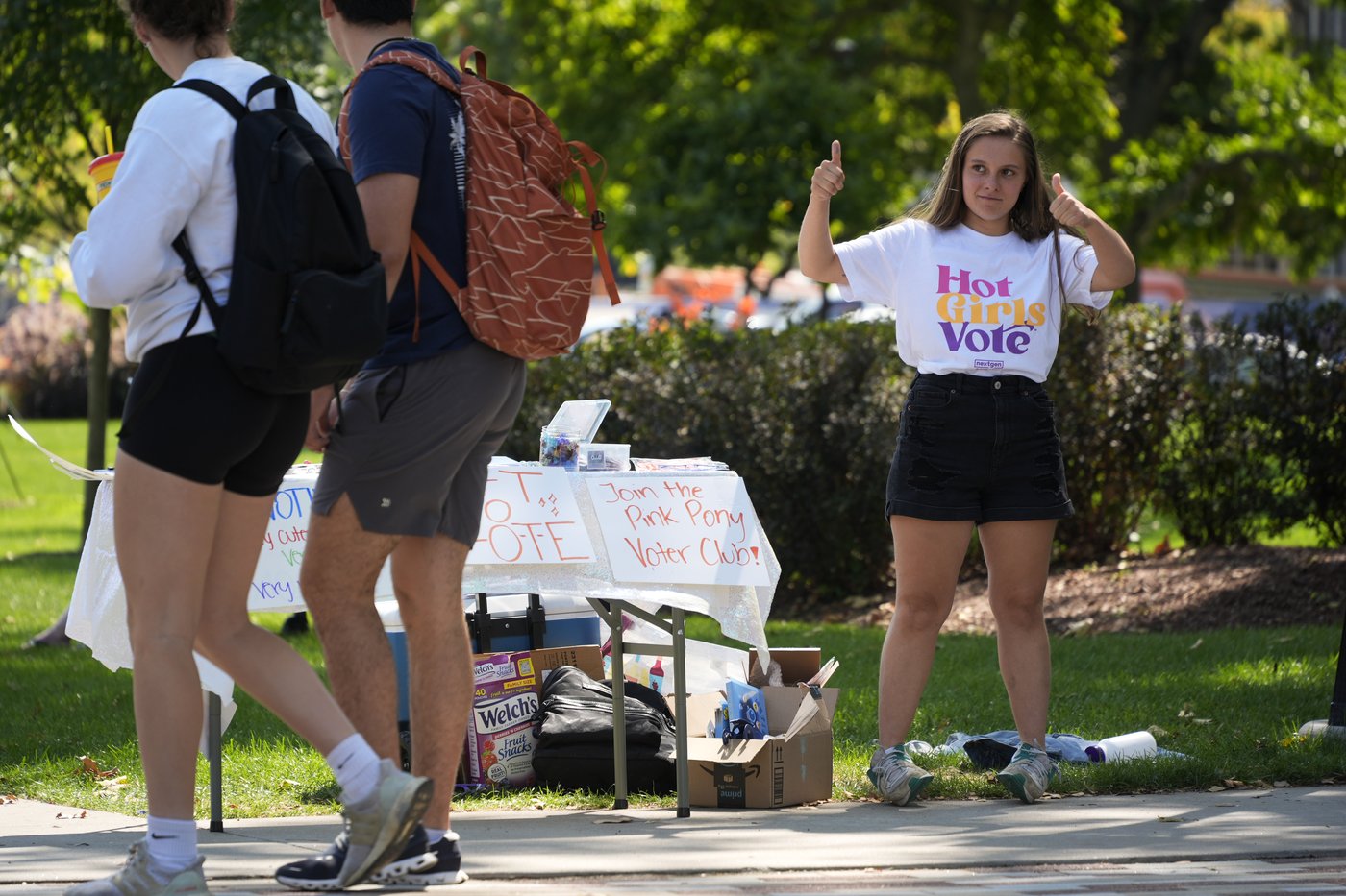 Young women lean Democratic. Now the election may hinge on Harris' ability to run up the score | iNFOnews.ca Young women lean Democratic. Now the election may hinge on Harris' ability to run up the score | iNFOnews.ca