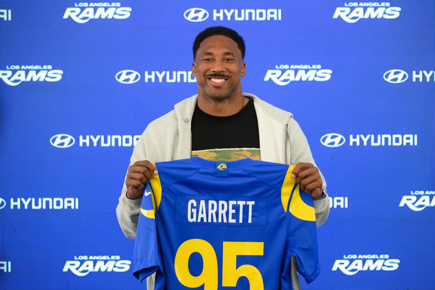 Myles Garrett sees his trade to the Rams as the path to the postseason success that has eluded him | iNFOnews.ca