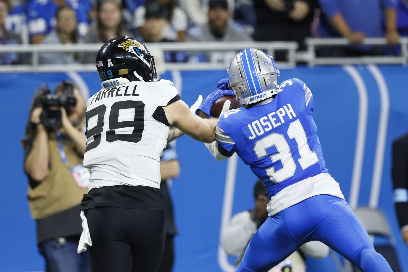 Jared Goff and NFC-leading Lions score at will in 52-6 win over Jaguars | iNFOnews.ca