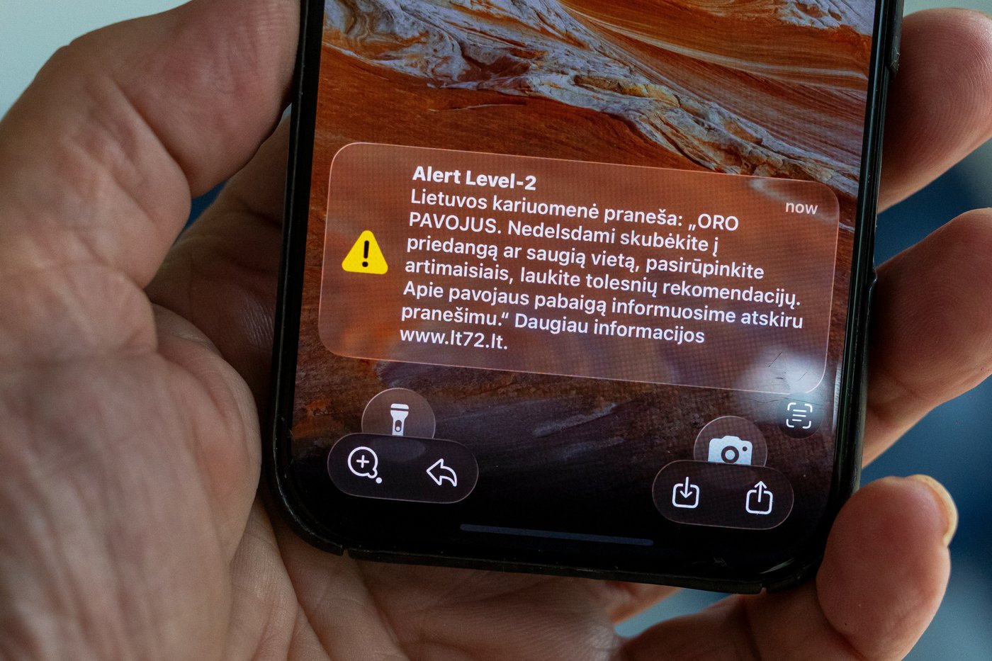 Residents of Lithuania's capital told to shelter as drone alarm underlines NATO's eastern jitters | iNFOnews.ca Residents of Lithuania's capital told to shelter as drone alarm underlines NATO's eastern jitters | iNFOnews.ca