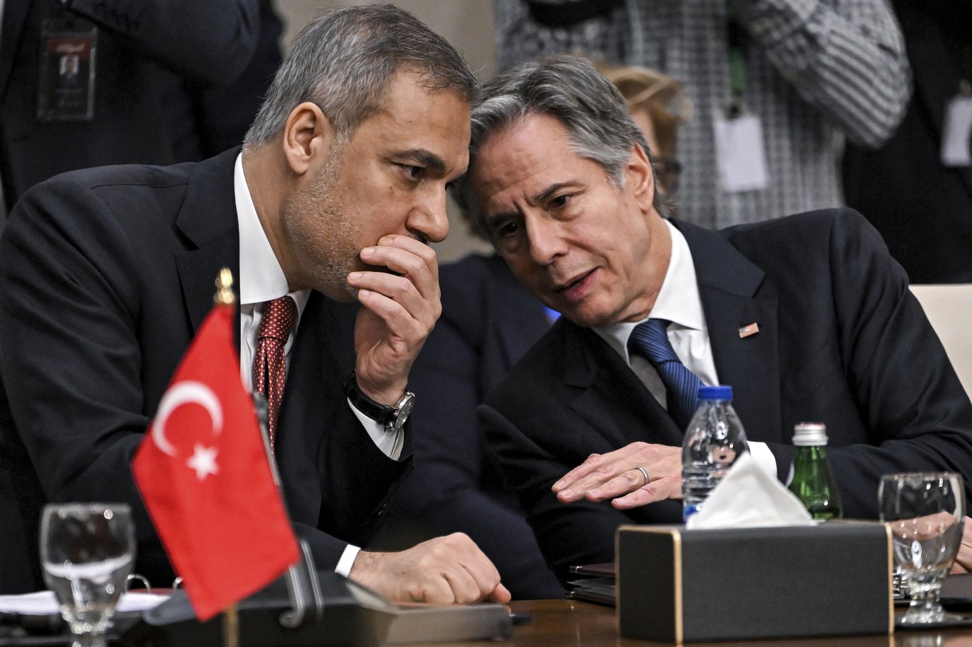 Middle East latest: Top diplomats from US, Arab League and Turkey discuss Syria's transition | iNFOnews.ca Middle East latest: Top diplomats from US, Arab League and Turkey discuss Syria's transition | iNFOnews.ca