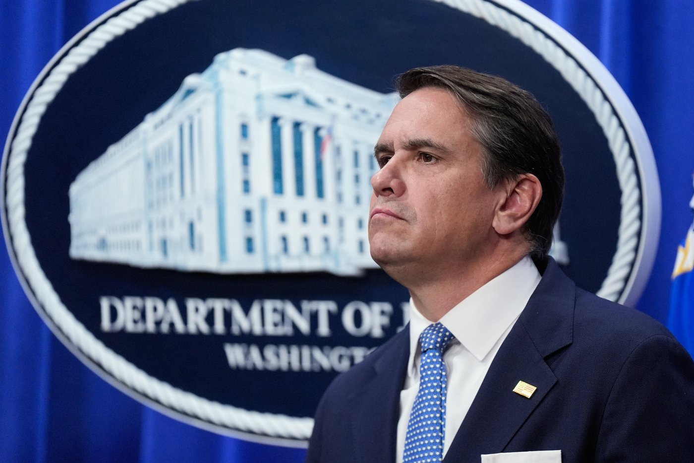 Trump administration identifies 'super-sponsors' of migrant children in a possible prosecution tack | iNFOnews.ca