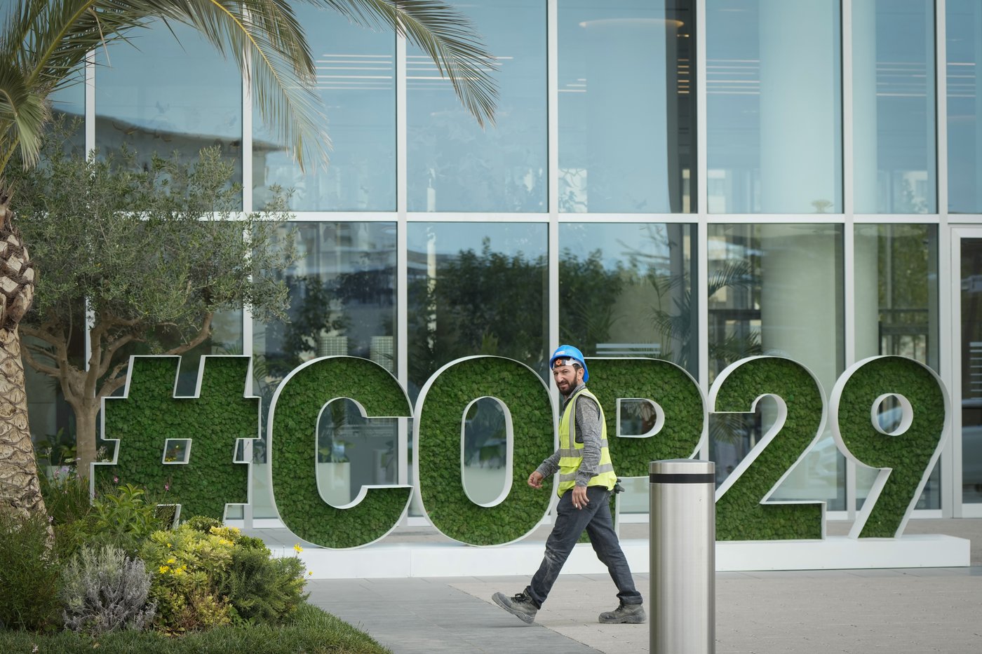 How much does Canada owe in climate aid? A trillion-dollar question headlines COP29 | iNFOnews.ca