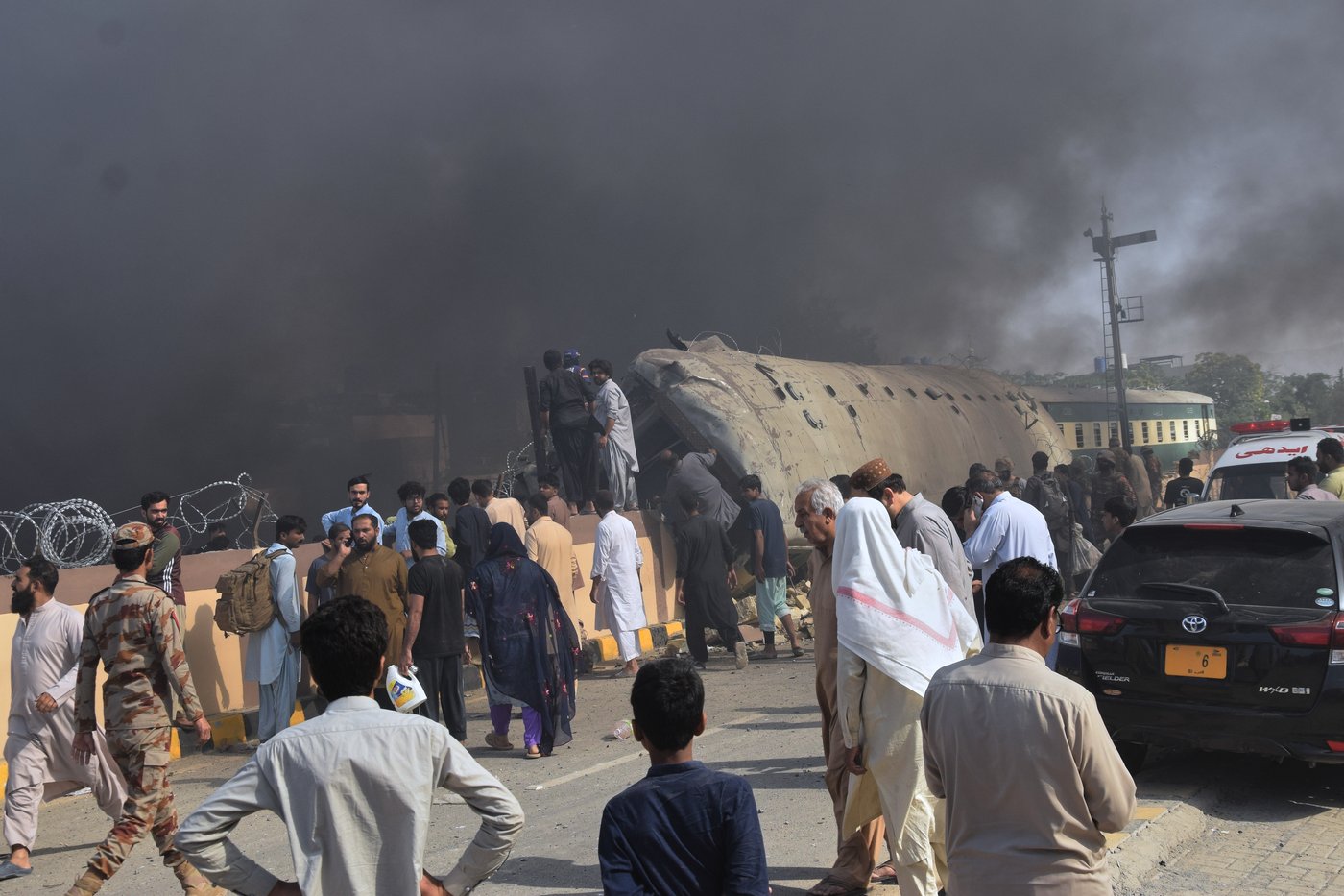 A suicide bombing near a railway track in southwest Pakistan kills at least 23 people | iNFOnews.ca A suicide bombing near a railway track in southwest Pakistan kills at least 23 people | iNFOnews.ca