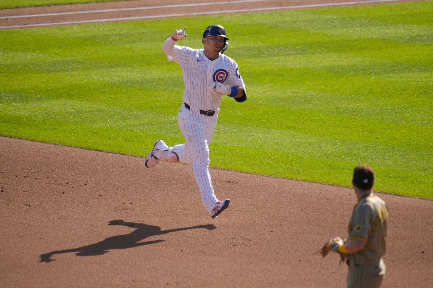 Seiya Suzuki's home run helps the Chicago Cubs to Game 1 win over the San Diego Padres | iNFOnews.ca