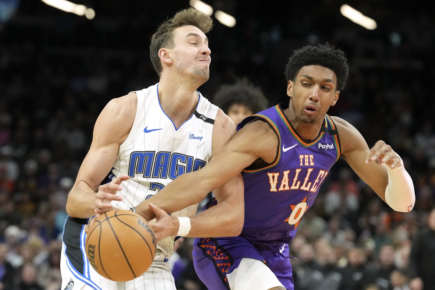 Wagner scores 32 points, Black adds 20 as Magic beat the Suns 109-99 | iNFOnews.ca Wagner scores 32 points, Black adds 20 as Magic beat the Suns 109-99 | iNFOnews.ca