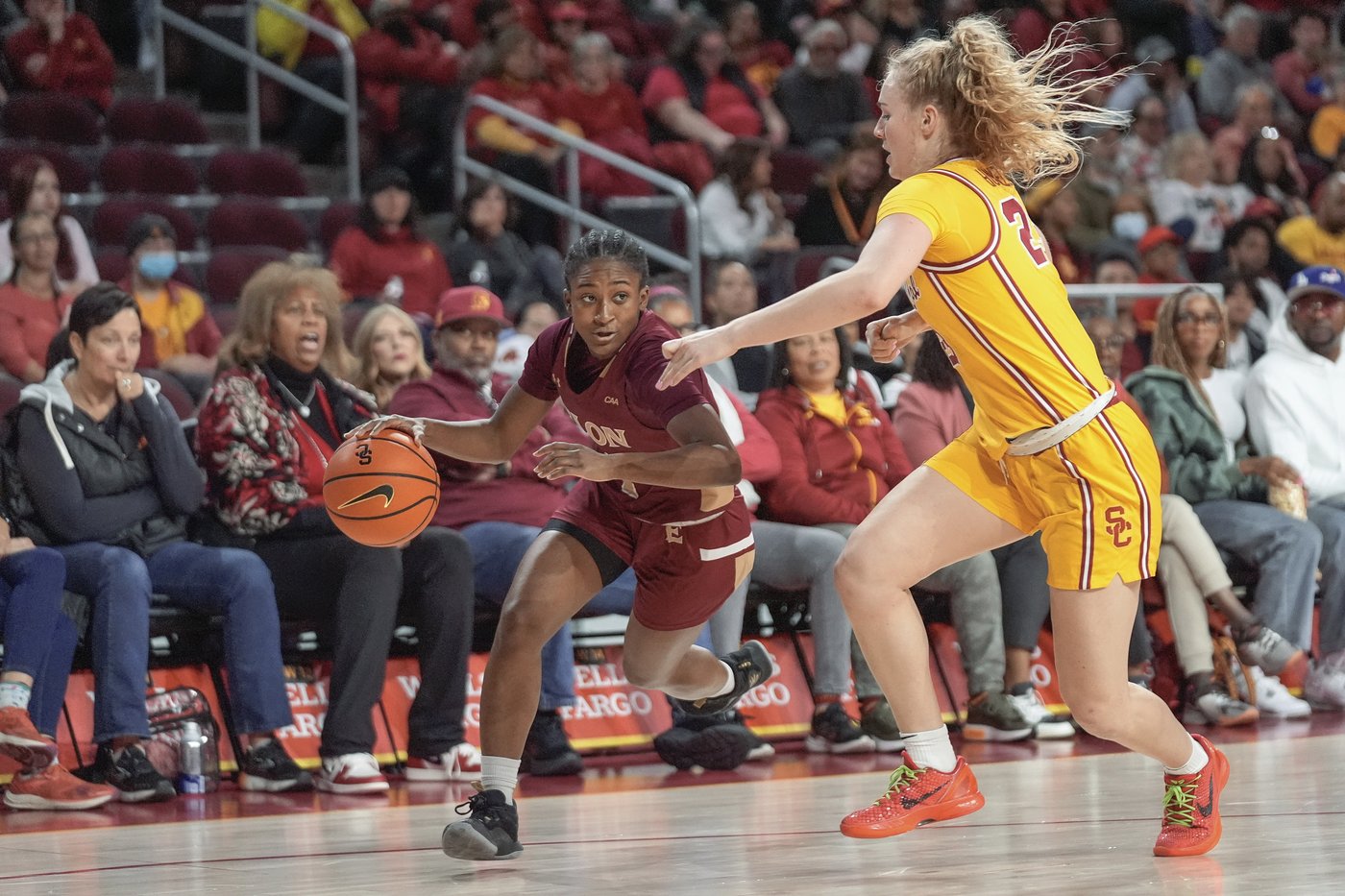 JuJu Watkins scores 26 points to lead No. 5 Southern California past Elon 88-30 | iNFOnews.ca JuJu Watkins scores 26 points to lead No. 5 Southern California past Elon 88-30 | iNFOnews.ca