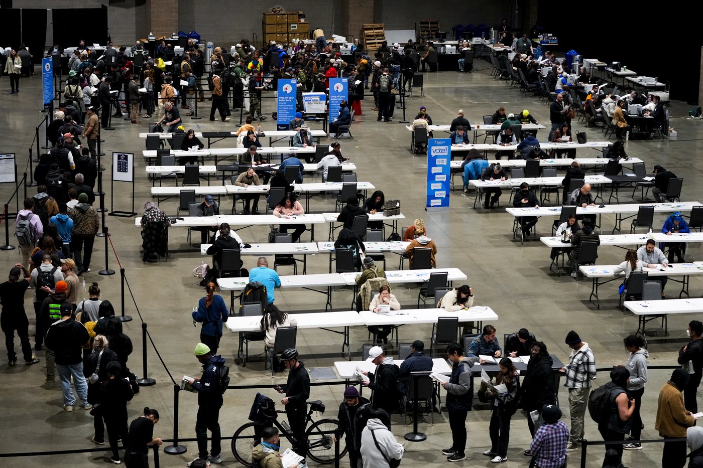 Bomb threats in swing states disrupt a mostly smooth Election Day | iNFOnews.ca