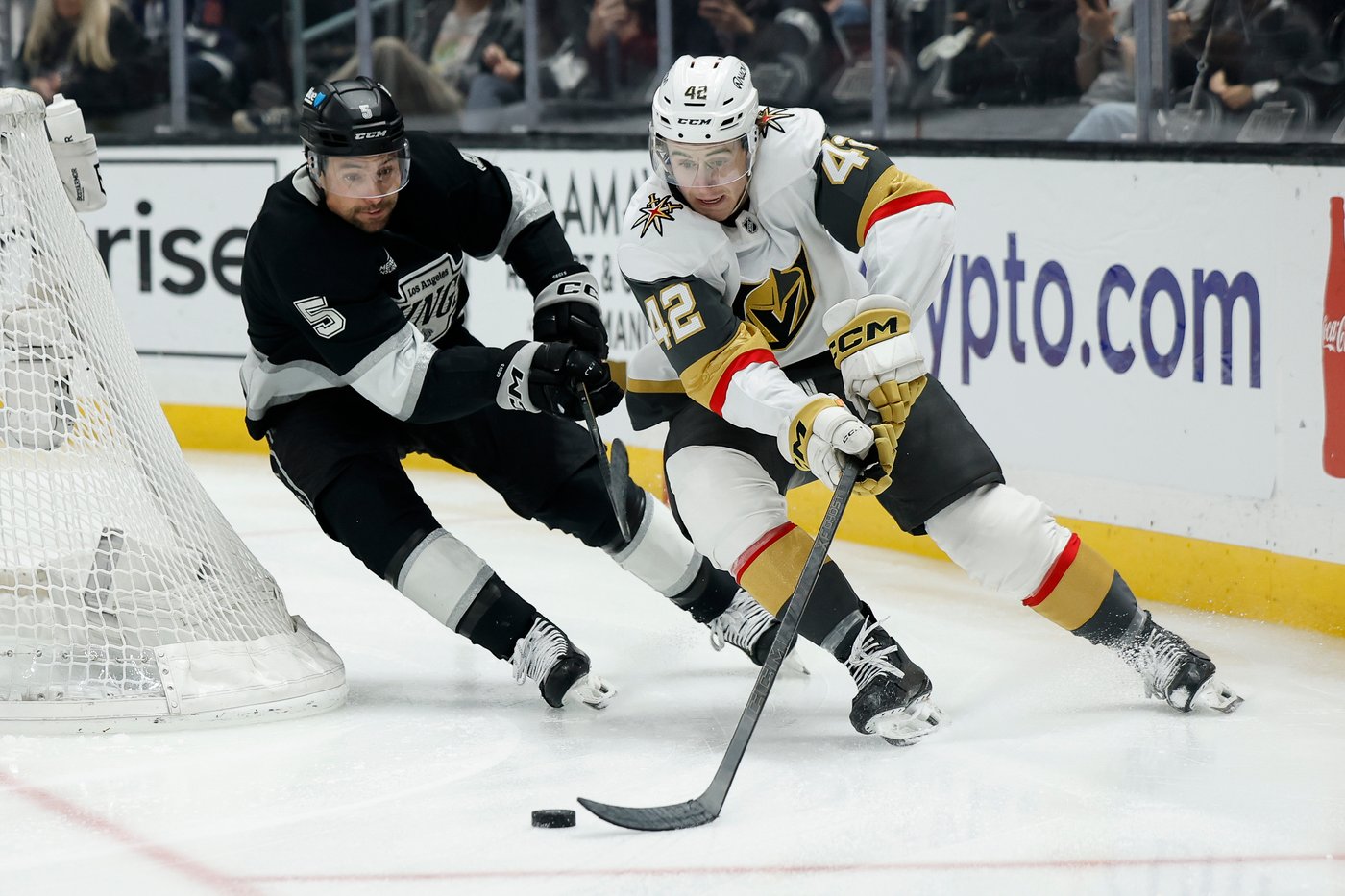 Golden Knights sign Braeden Bowman to a 6-year extension worth $3.4M per year | iNFOnews.ca