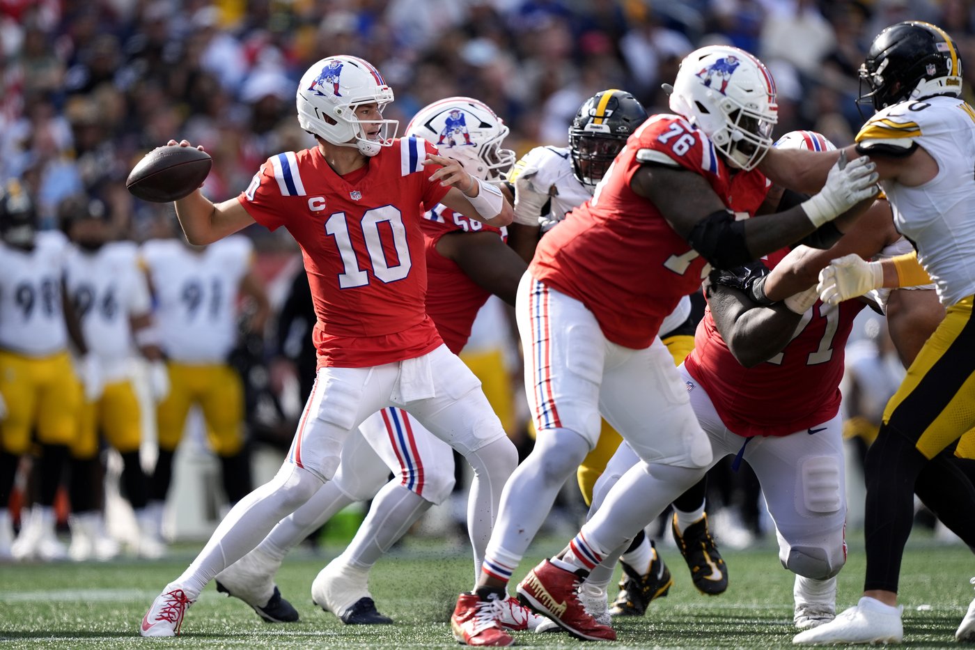 Panthers and Patriots head into matchup in search of offensive consistency after 1-2 starts | iNFOnews.ca