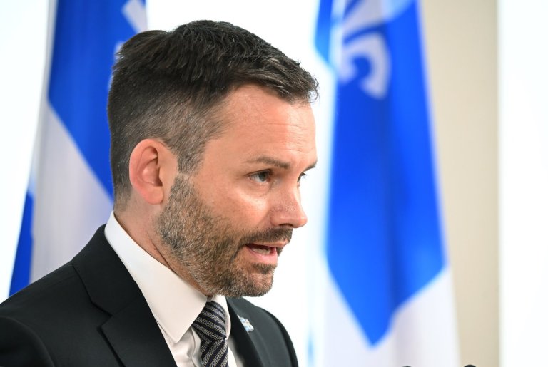 PQ leader says referendum isn't immediate priority after his party's election victory | iNFOnews.ca