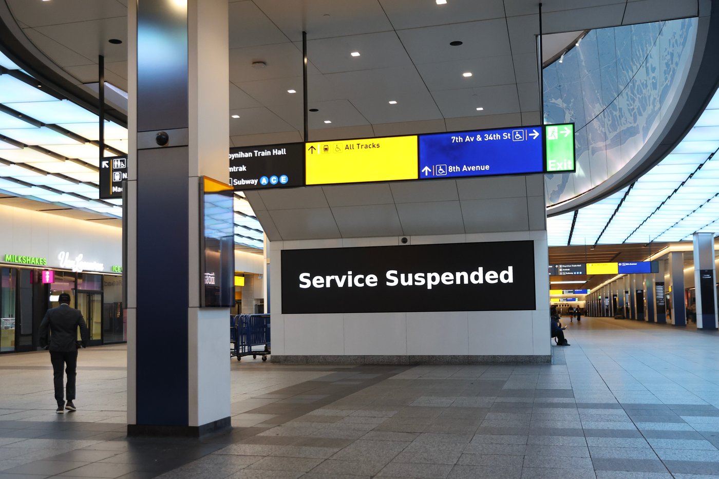 Photos show strike action as North America’s largest commuter rail system shuts down | iNFOnews.ca