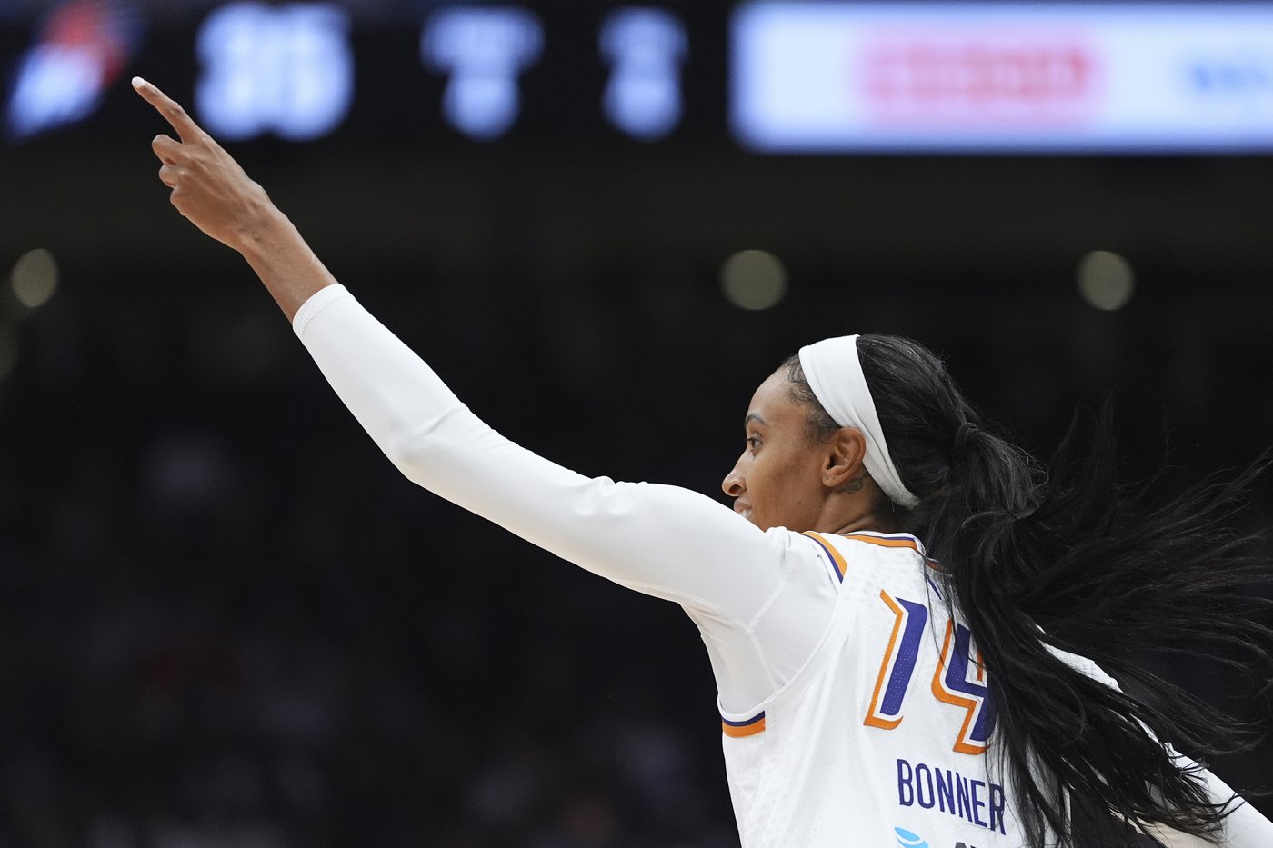 Alyssa Thomas has 5th triple-double of the season as Mercury beat Storm 85-82 | iNFOnews.ca