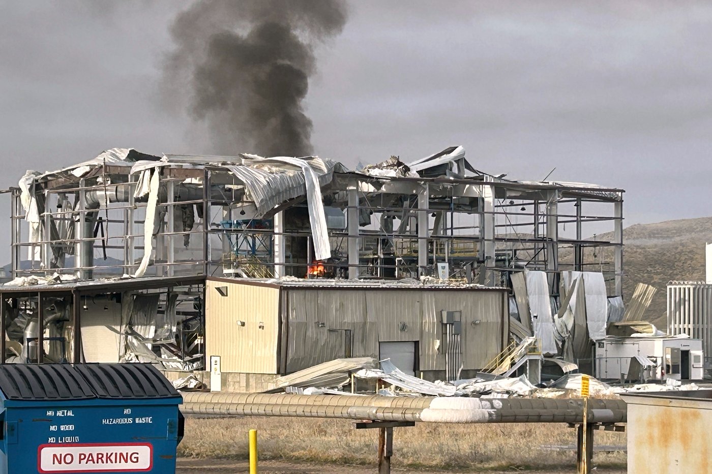 A building is destroyed in an explosion at Northrop Grumman's rocket test site | iNFOnews.ca A building is destroyed in an explosion at Northrop Grumman's rocket test site | iNFOnews.ca