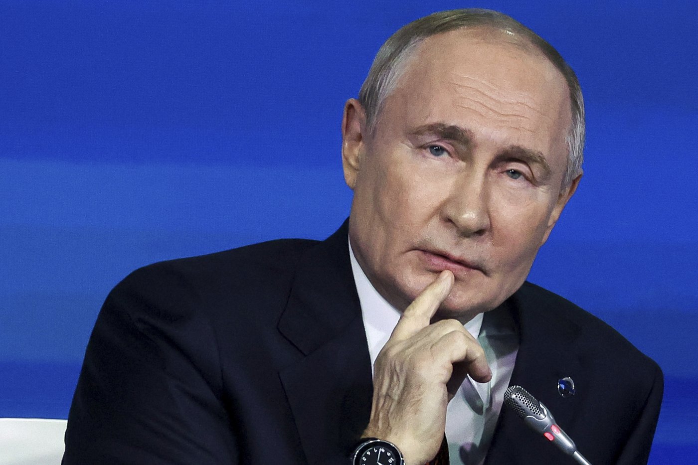 Kremlin rejects reports of a conversation last week between Putin and Trump | iNFOnews.ca