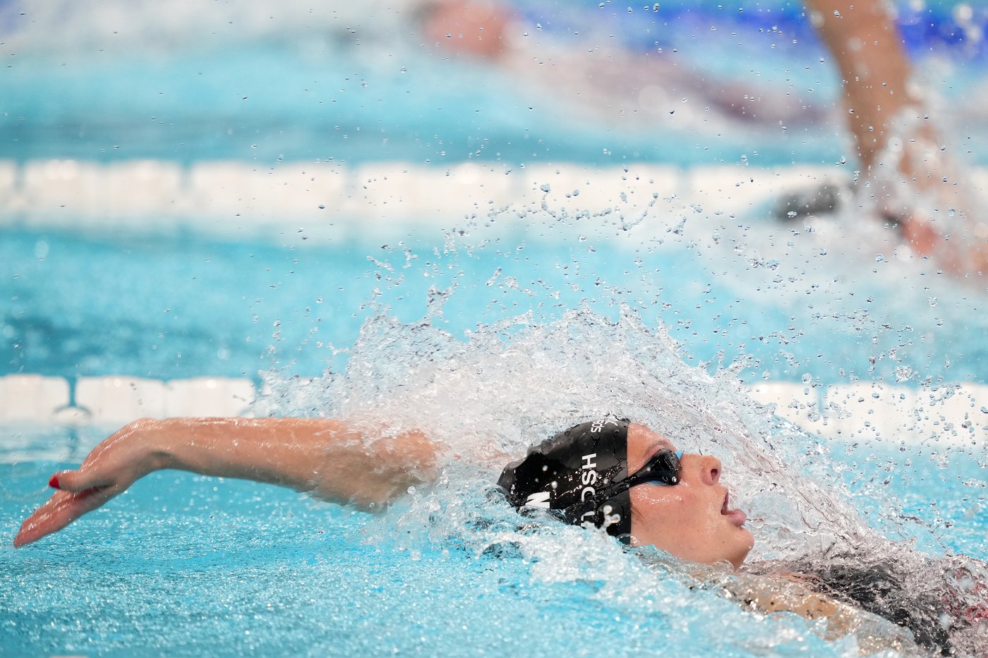 Summer McIntosh leads deep Canadian swim team into world short course championship | iNFOnews.ca
