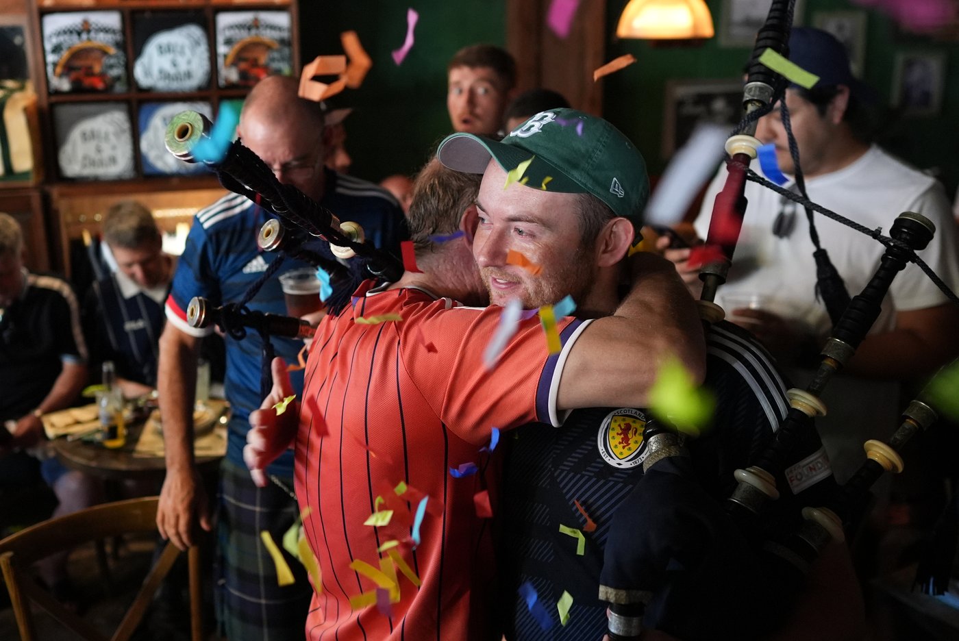 Scotland’s Tartan Army brings World Cup party from Boston to Miami, in photos | iNFOnews.ca