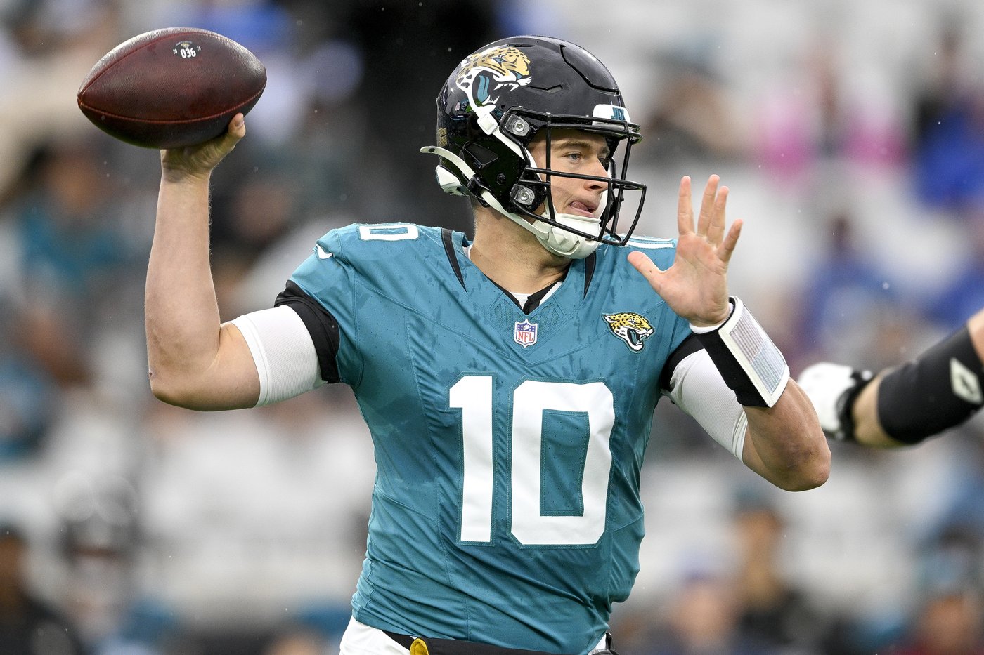 Rookie Brian Thomas Jr. scores again as Jaguars beat Titans 20-13 for rare series sweep | iNFOnews.ca