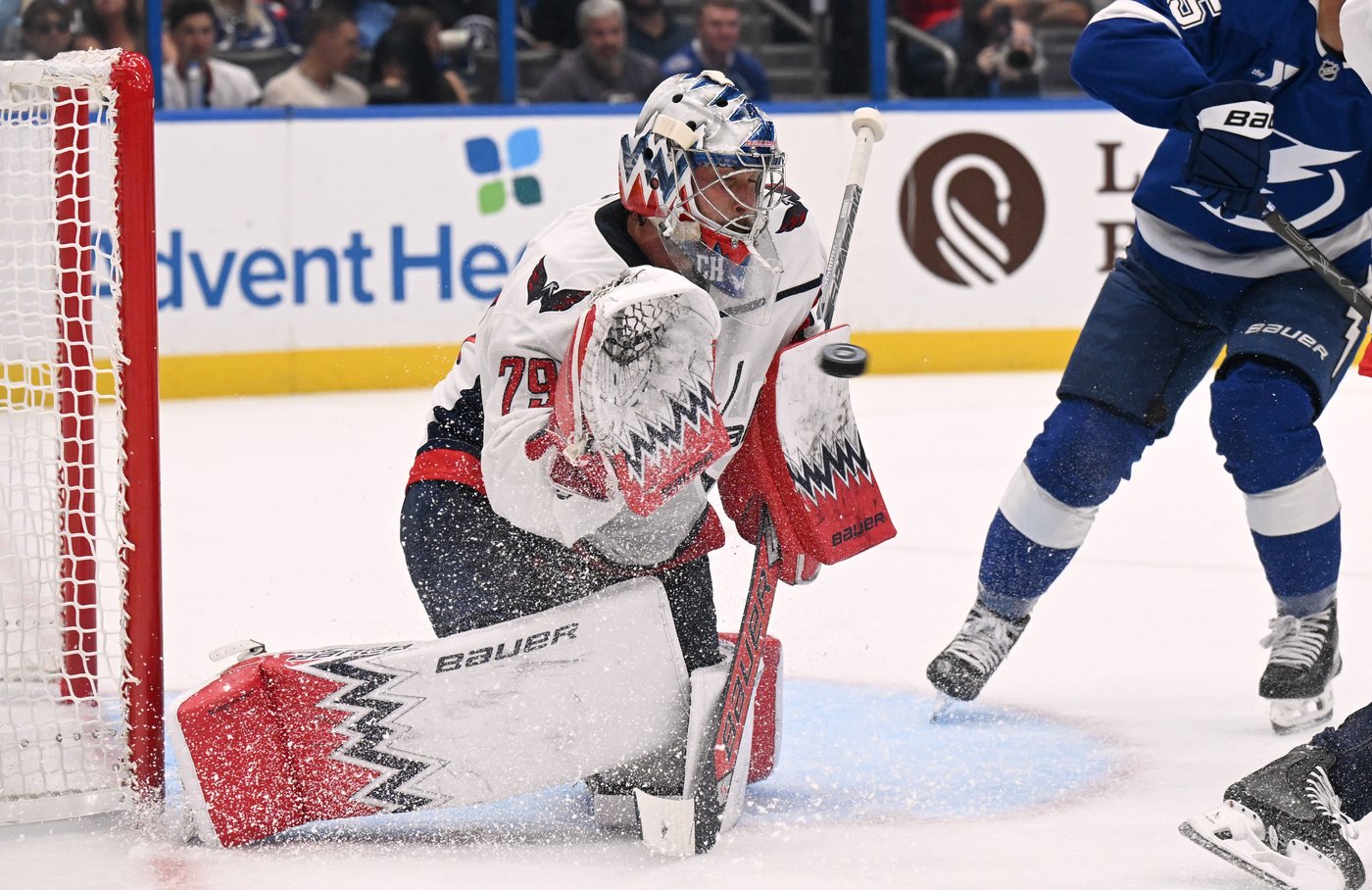 Lightning beat the Capitals 3-1 in home opener | iNFOnews.ca