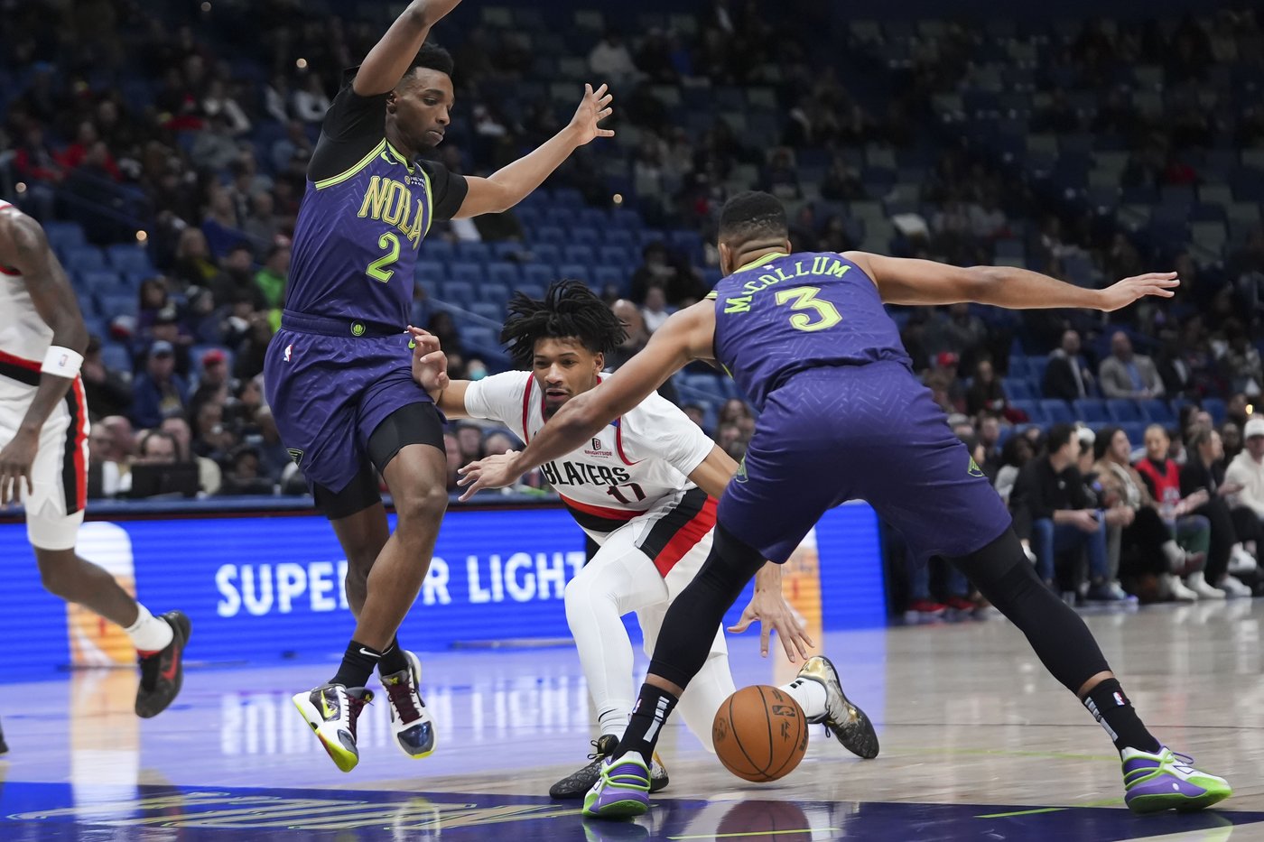 Pelicans' Herb Jones is out indefinitely with a right shoulder injury | iNFOnews.ca