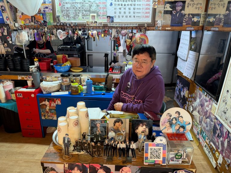 BTS fans stream to Seoul cafe, restaurant that once served as bases for the K-pop superstars | iNFOnews.ca