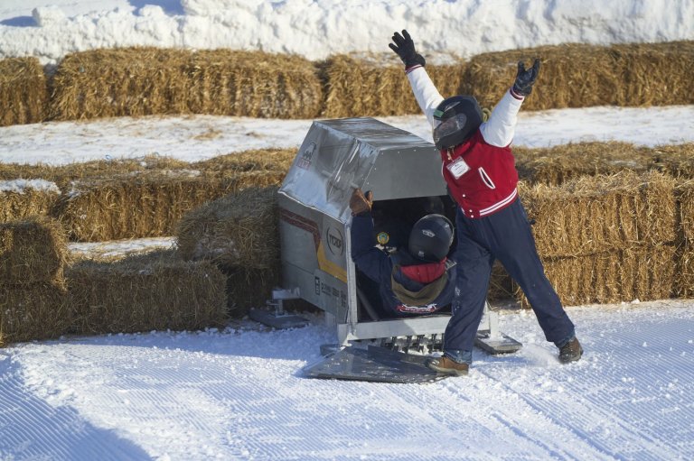 Engineering students brace the cold to race concrete sleds in London, Ont. | iNFOnews.ca