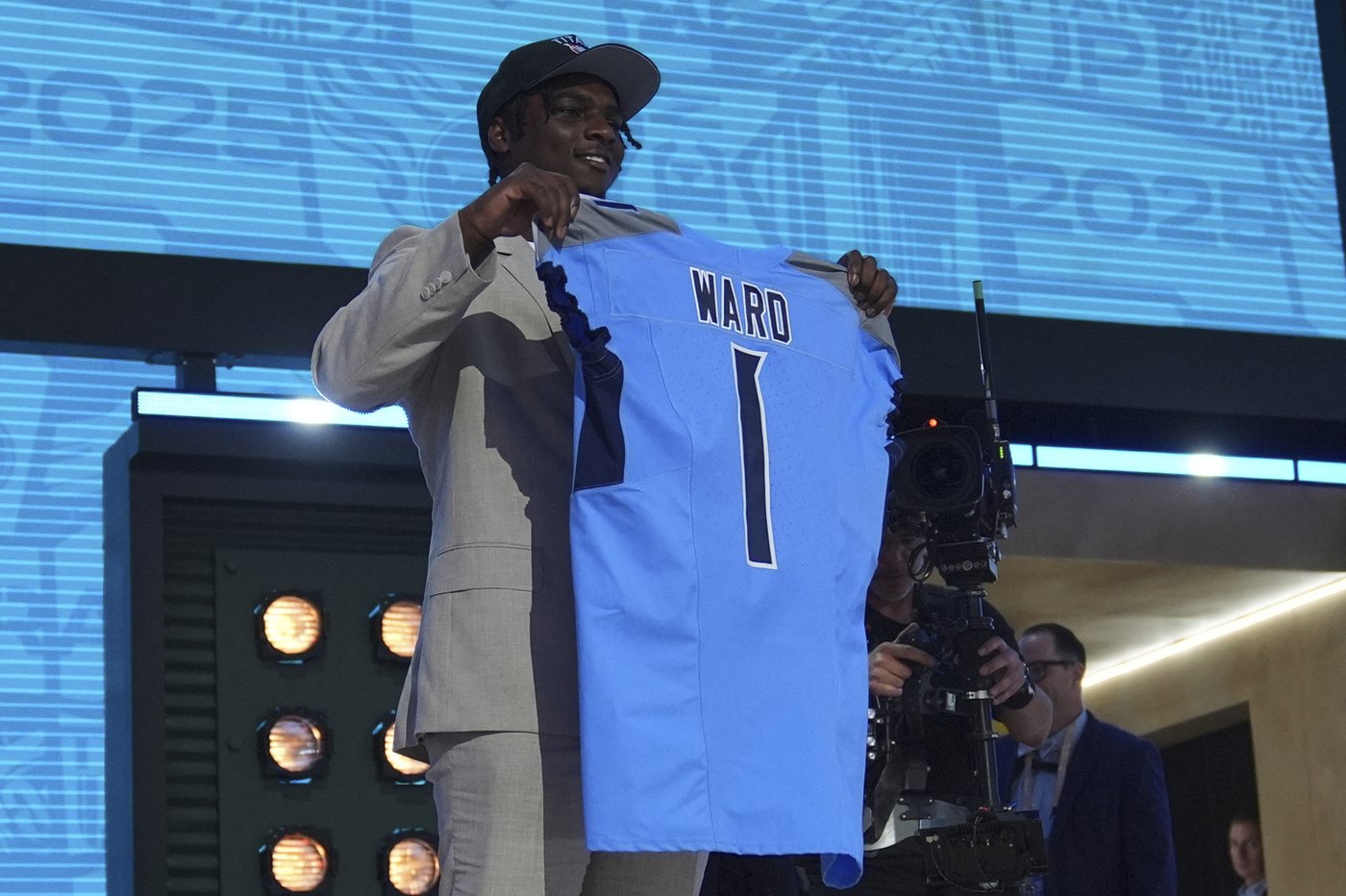 PHOTO COLLECTION: NFL Draft | iNFOnews.ca PHOTO COLLECTION: NFL Draft | iNFOnews.ca