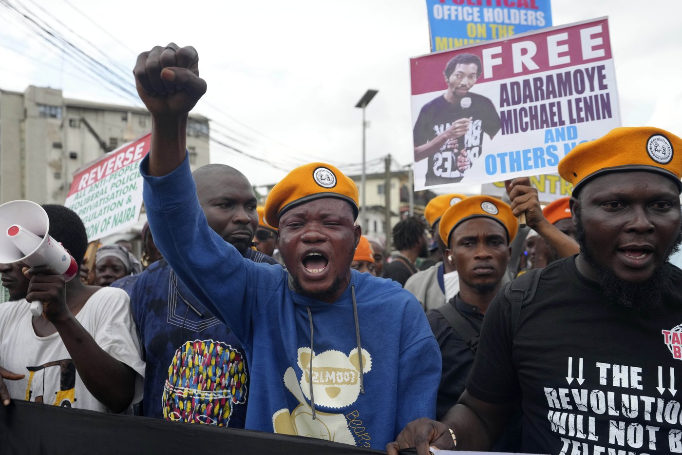 Nigeria’s independence anniversary is marked by protests and frustration over economic hardship | iNFOnews.ca Nigeria’s independence anniversary is marked by protests and frustration over economic hardship | iNFOnews.ca