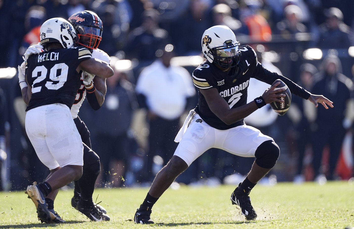 Hunter's big game bolsters Heisman hopes as No. 23 Colorado rolls to 52-0 win over Oklahoma State | iNFOnews.ca