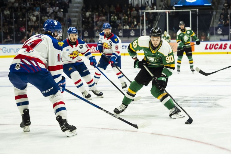 Maple Leafs sign forward Landon Sim to two-year entry-level contract | iNFOnews.ca