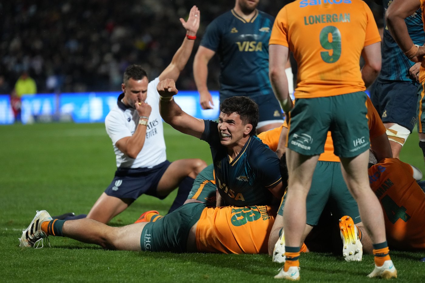 Late penalty try for Australia clinches 28-28 draw against Argentina and a 1-0 series win | iNFOnews.ca Late penalty try for Australia clinches 28-28 draw against Argentina and a 1-0 series win | iNFOnews.ca