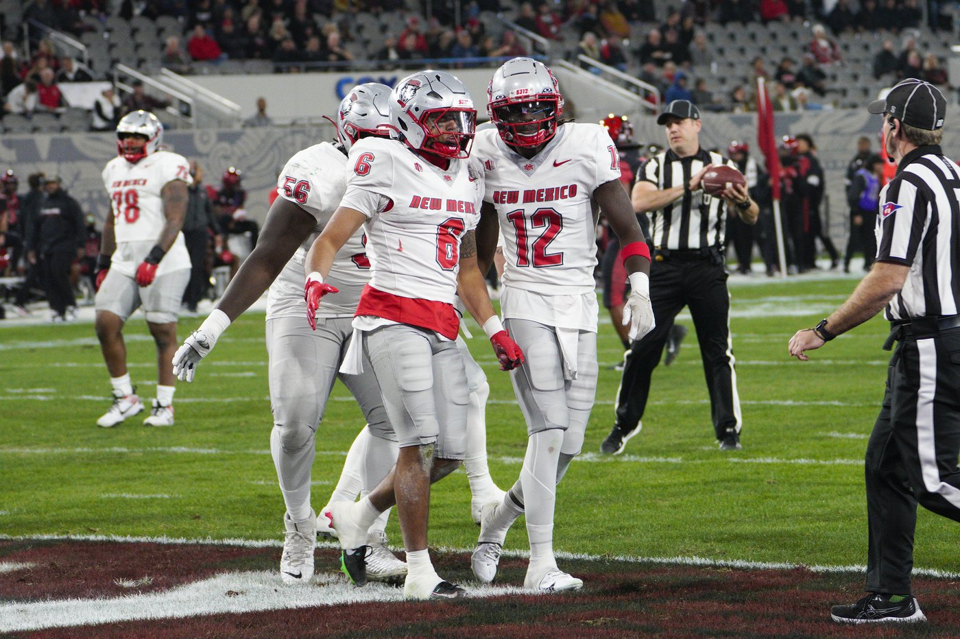 Eli Sanders, Devon Dampier lead New Mexico to 21-16 victory over San Diego State | iNFOnews.ca