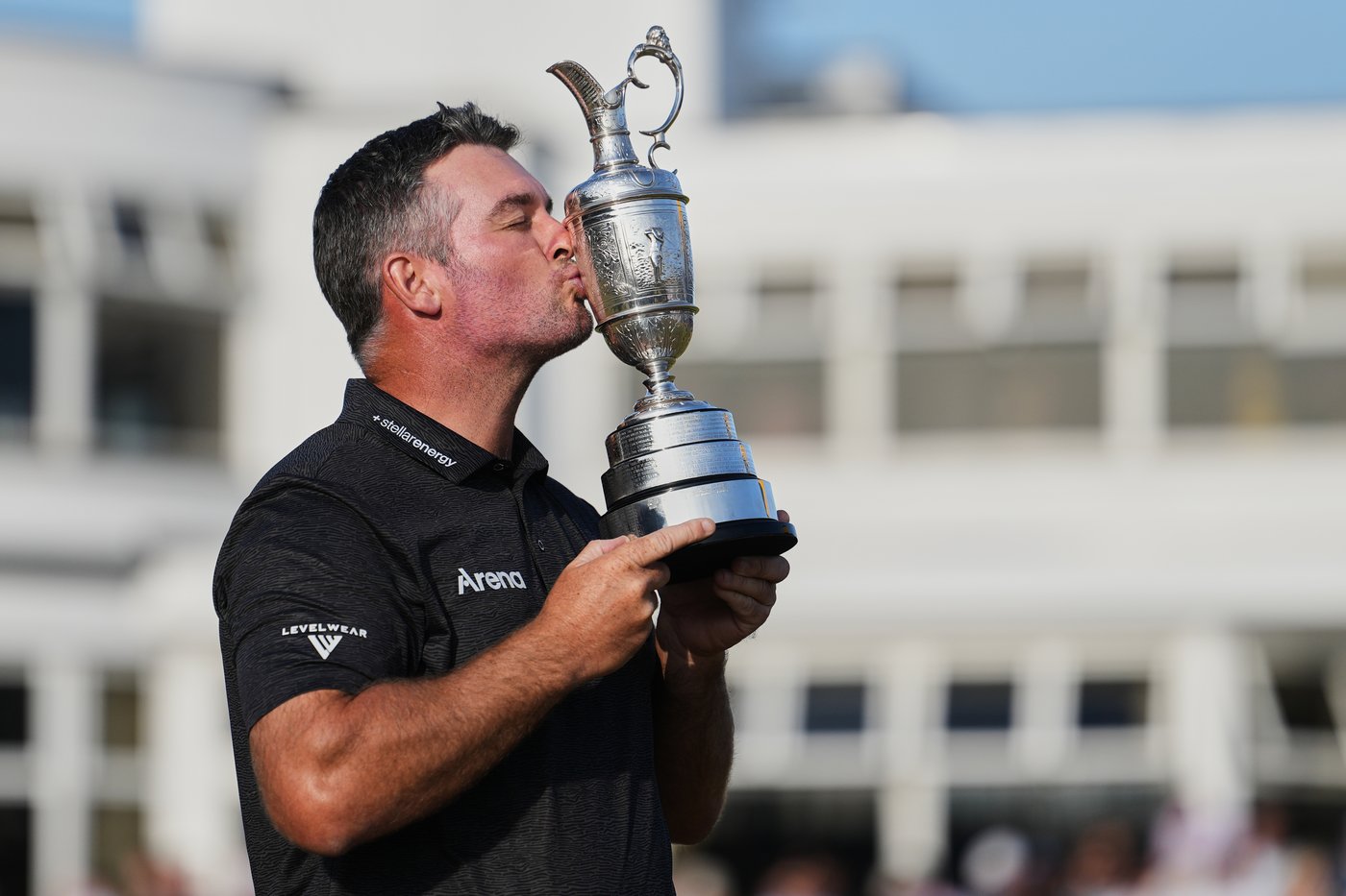 British Open winner Ryan Fox arrives back in New Zealand, hankering for sleep and a pie | iNFOnews.ca British Open winner Ryan Fox arrives back in New Zealand, hankering for sleep and a pie | iNFOnews.ca