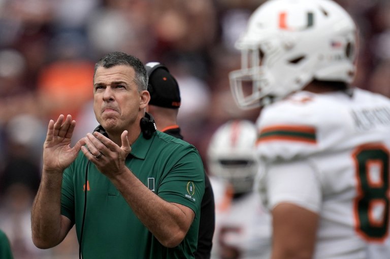 Defending national champ Ohio State in high Cotton against CFP 1st-timer Miami | iNFOnews.ca