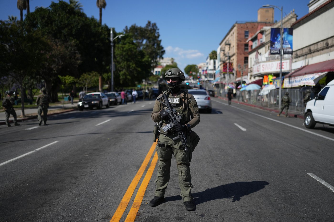 Federal authorities arrest 18 for alleged drug distribution around Los Angeles park | iN420