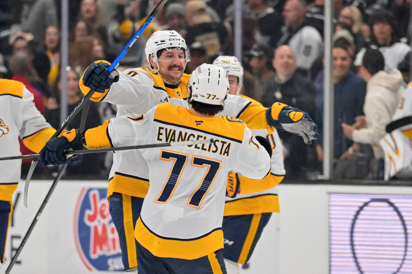 Predators beat the Sharks for the 15th straight time with a 6-3 victory | iNFOnews.ca