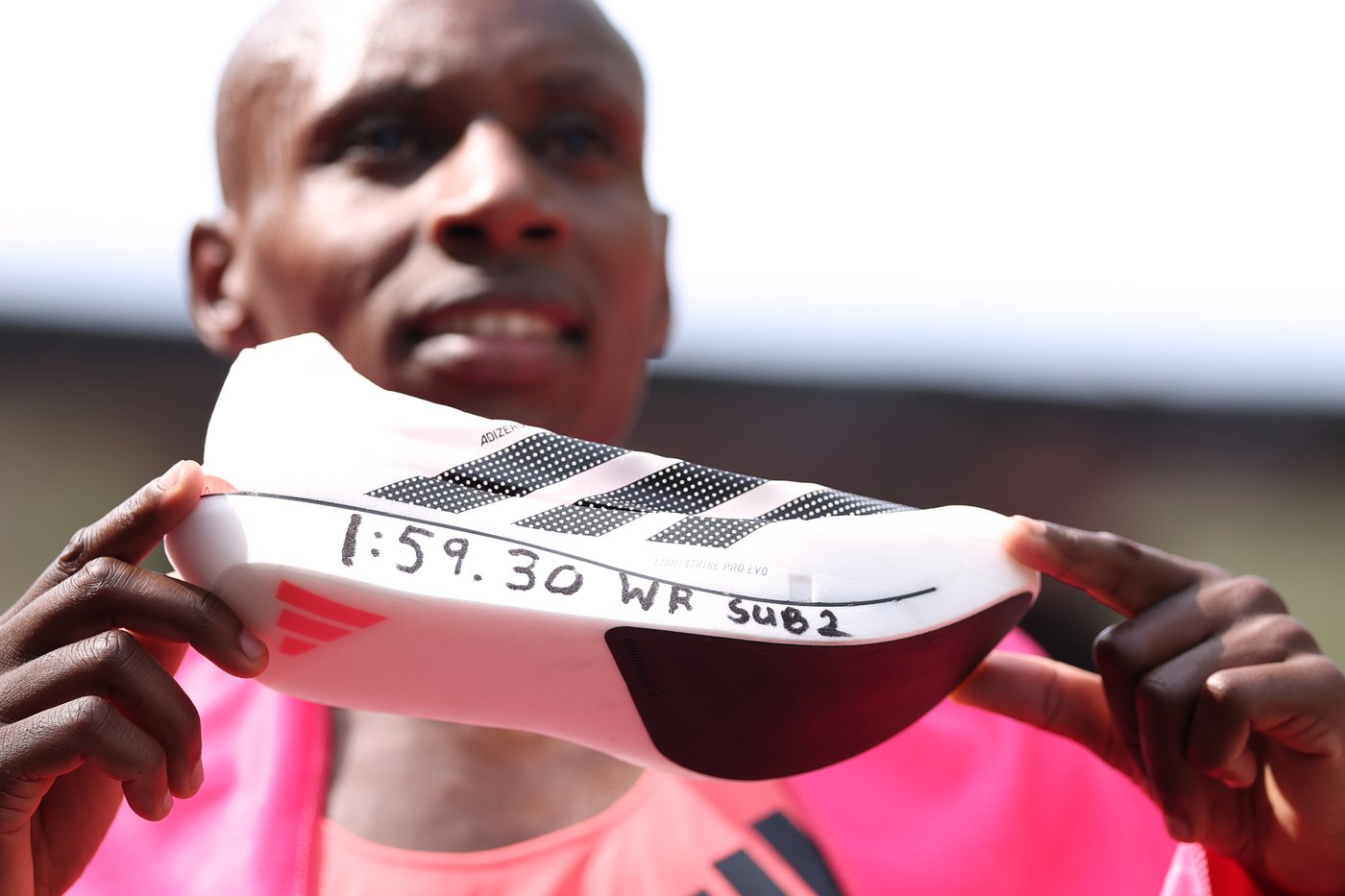 Marathon record-breaker says he underwent strict testing regime before smashing 2-hour barrier | iNFOnews.ca Marathon record-breaker says he underwent strict testing regime before smashing 2-hour barrier | iNFOnews.ca